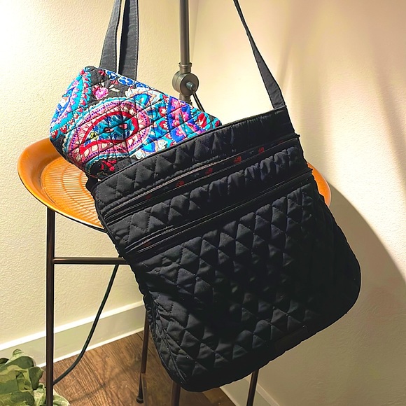 Vera Bradley convertible crossbody bag and makeup pouch - Picture 1 of 5